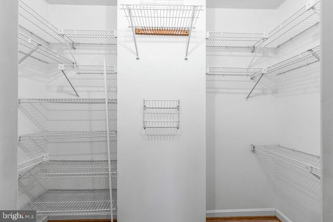 Building Photo - 58 Silver Moon Dr