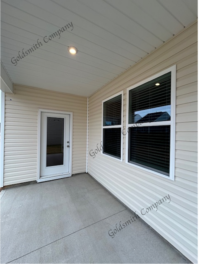 Building Photo - 10 Eugenia Duke Ct