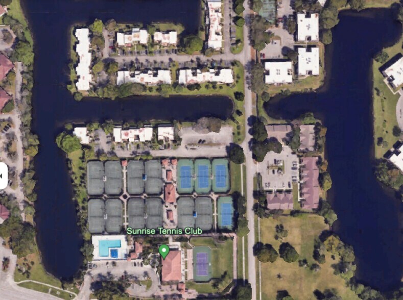 Building Photo - 3641 NW 95th Ter