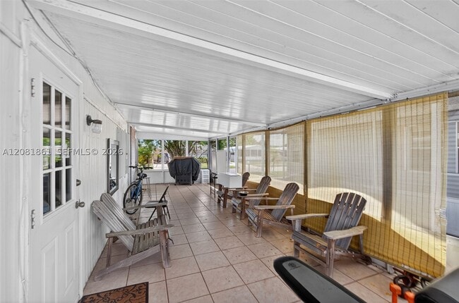Building Photo - 2430 SW 53rd St