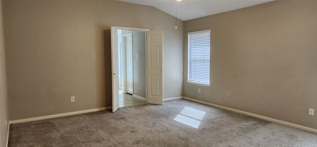 Building Photo - 22907 Lily Creek Dr