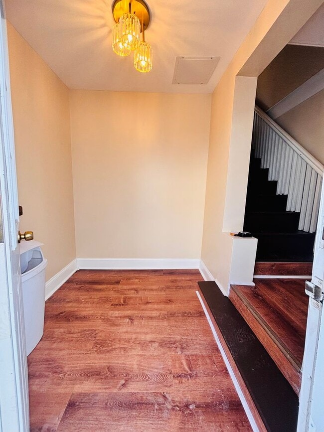 Building Photo - 47 S Merion Ave