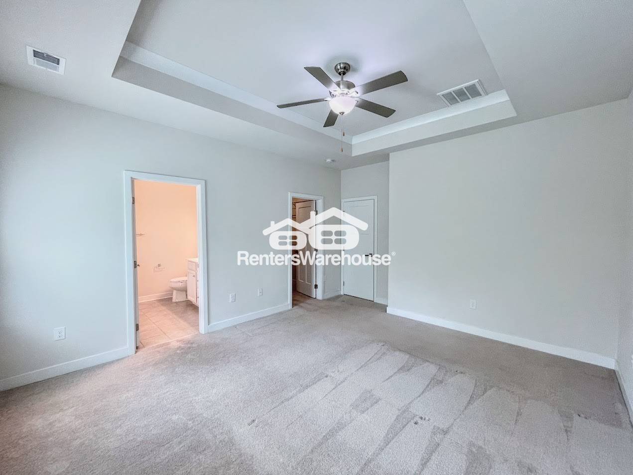 Building Photo - 943 Centurion Cir