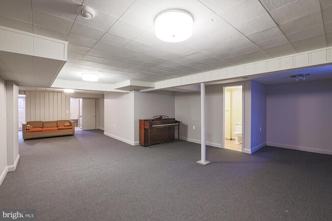 Building Photo - 3219 Northbrook Rd