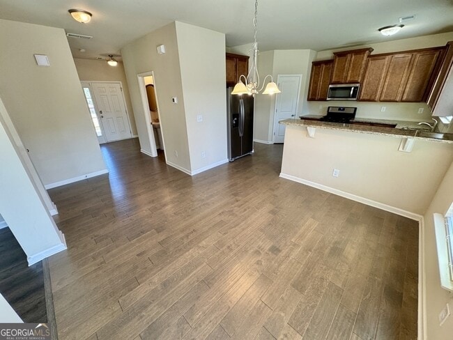 Building Photo - 130 Sparkling Spring Trail