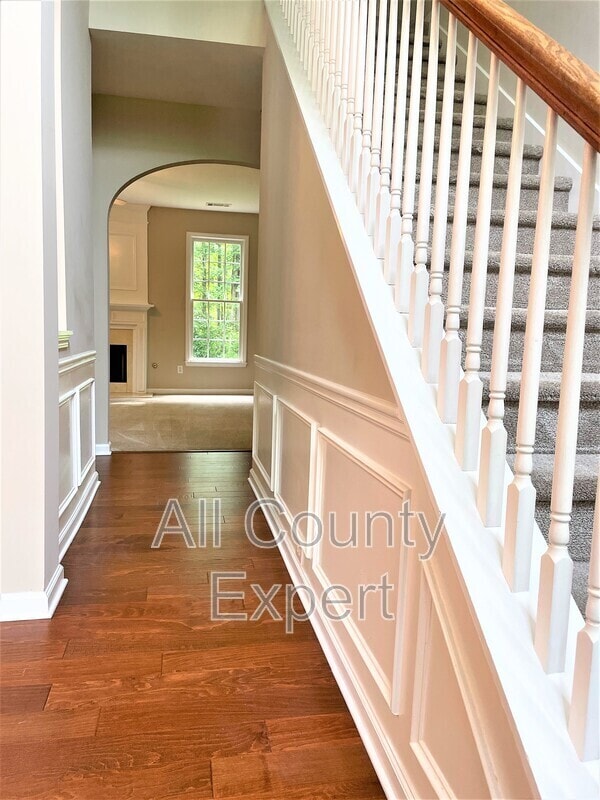 Building Photo - 3045 Spring Field Ct