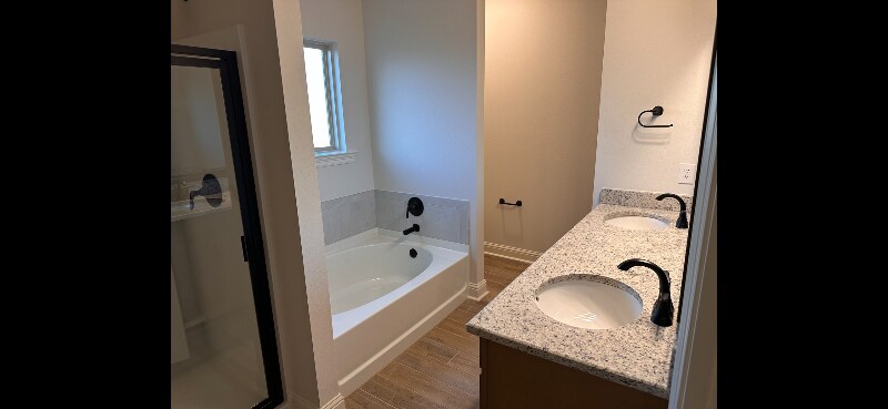 Building Photo - 105 Ethereal st