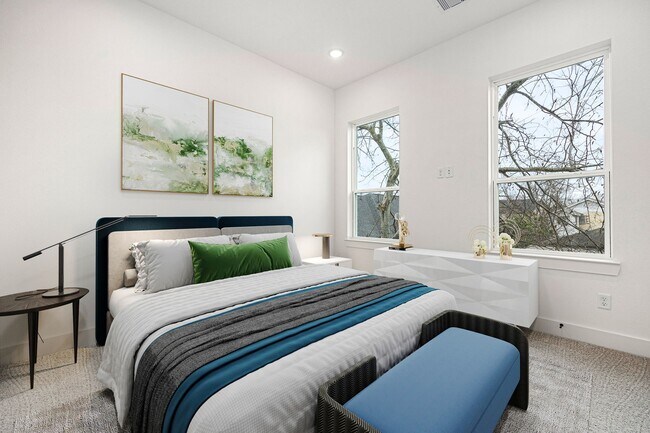 Building Photo - 747 Dumble St