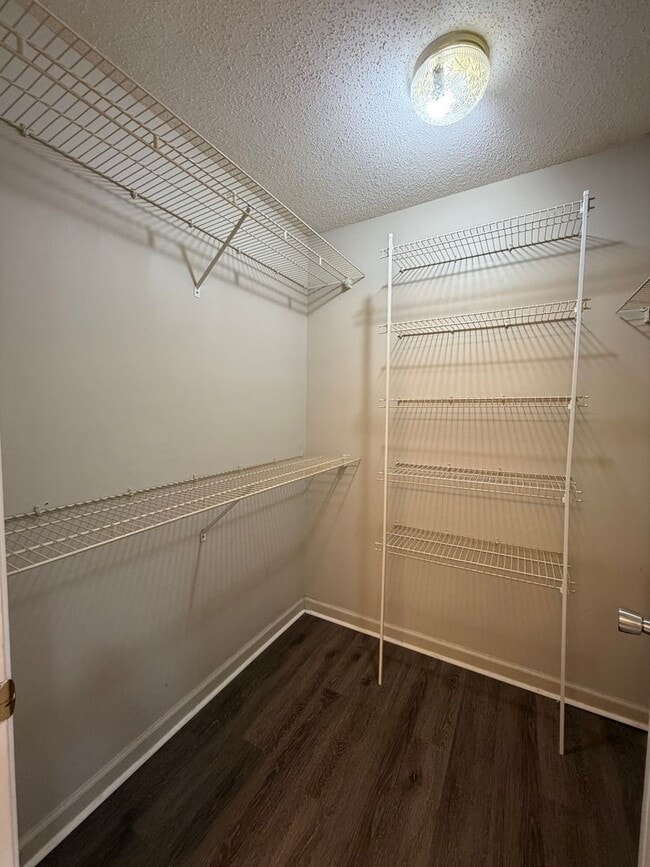 Building Photo - 46/48 Widgeon Way