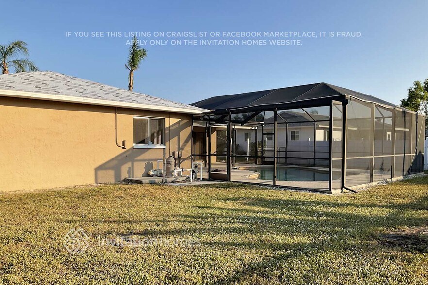 Building Photo - 17502 Brentwood Ct