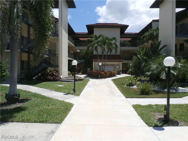 Primary Photo - 11140 Caravel Cir