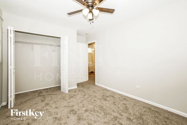 Building Photo - 1003 Blackhawk Dr