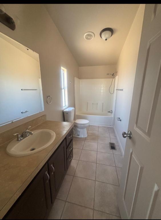 Building Photo - 1219 E 35th St