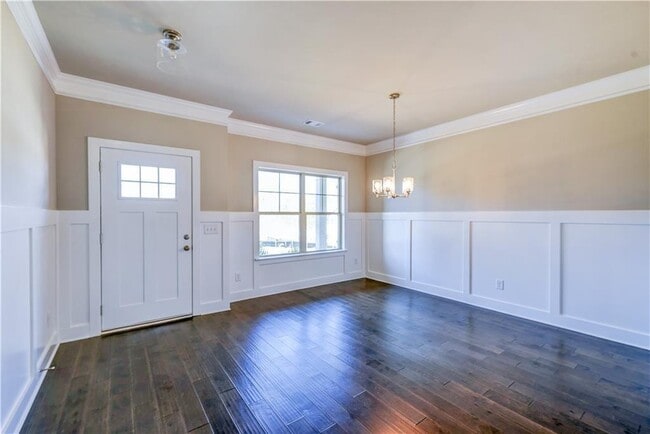 Building Photo - 2091 Harvester Ln