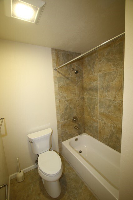 Building Photo - 1126 E 16th Ave