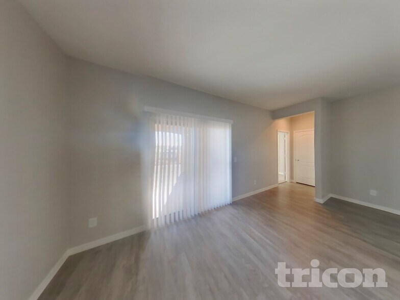 Building Photo - 19401 N Nocera Rd