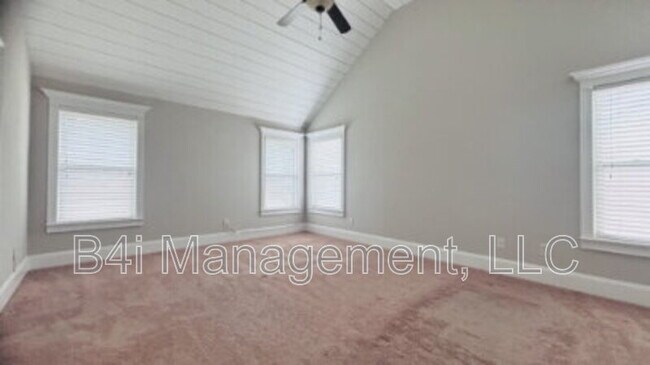 Building Photo - 3025 Bridgehaven Ct