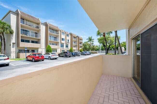 Building Photo - 7705 SW 86th St