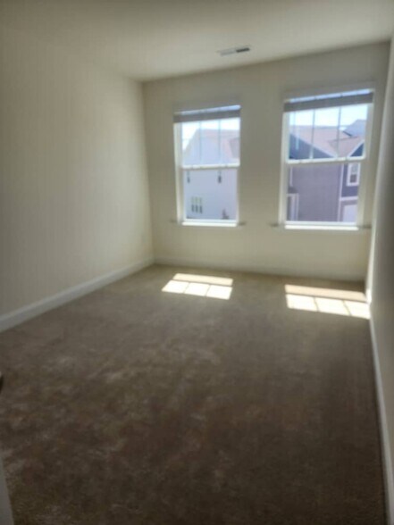 Building Photo - 4919 Caddis Bnd