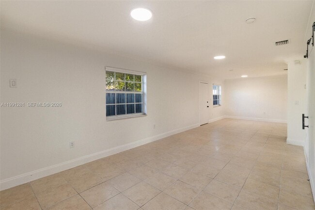 Building Photo - 1518 NW 65th St