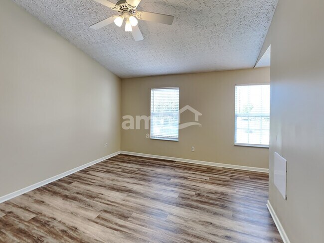 Building Photo - 5676 Canal Bridge Dr