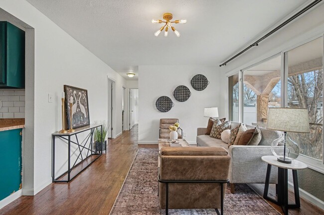 Building Photo - Wonderful Home