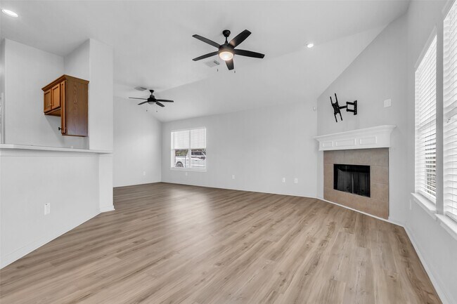 Building Photo - 509 Ford Ave