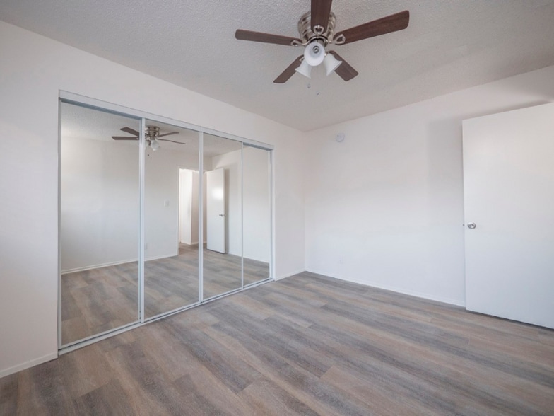 Building Photo - 20951 Roscoe Blvd