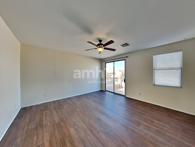 Building Photo - 1720 S Valle Verde