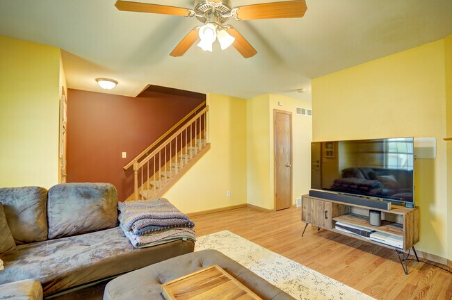 Building Photo - 4605 Pawnee Pass