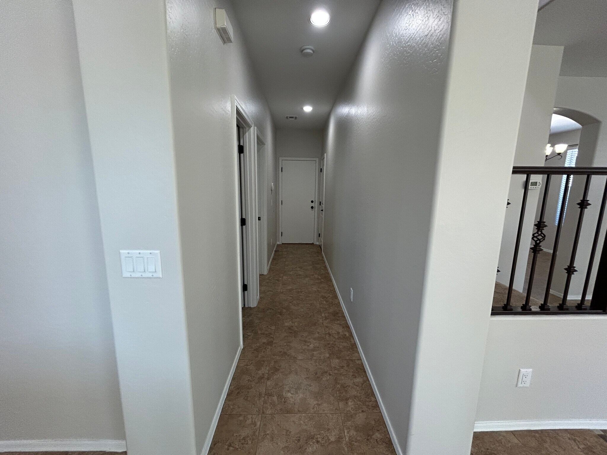 Building Photo - 4123 E Cherry Hills Dr
