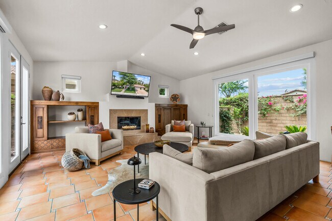 Building Photo - 78900 Rio Seco