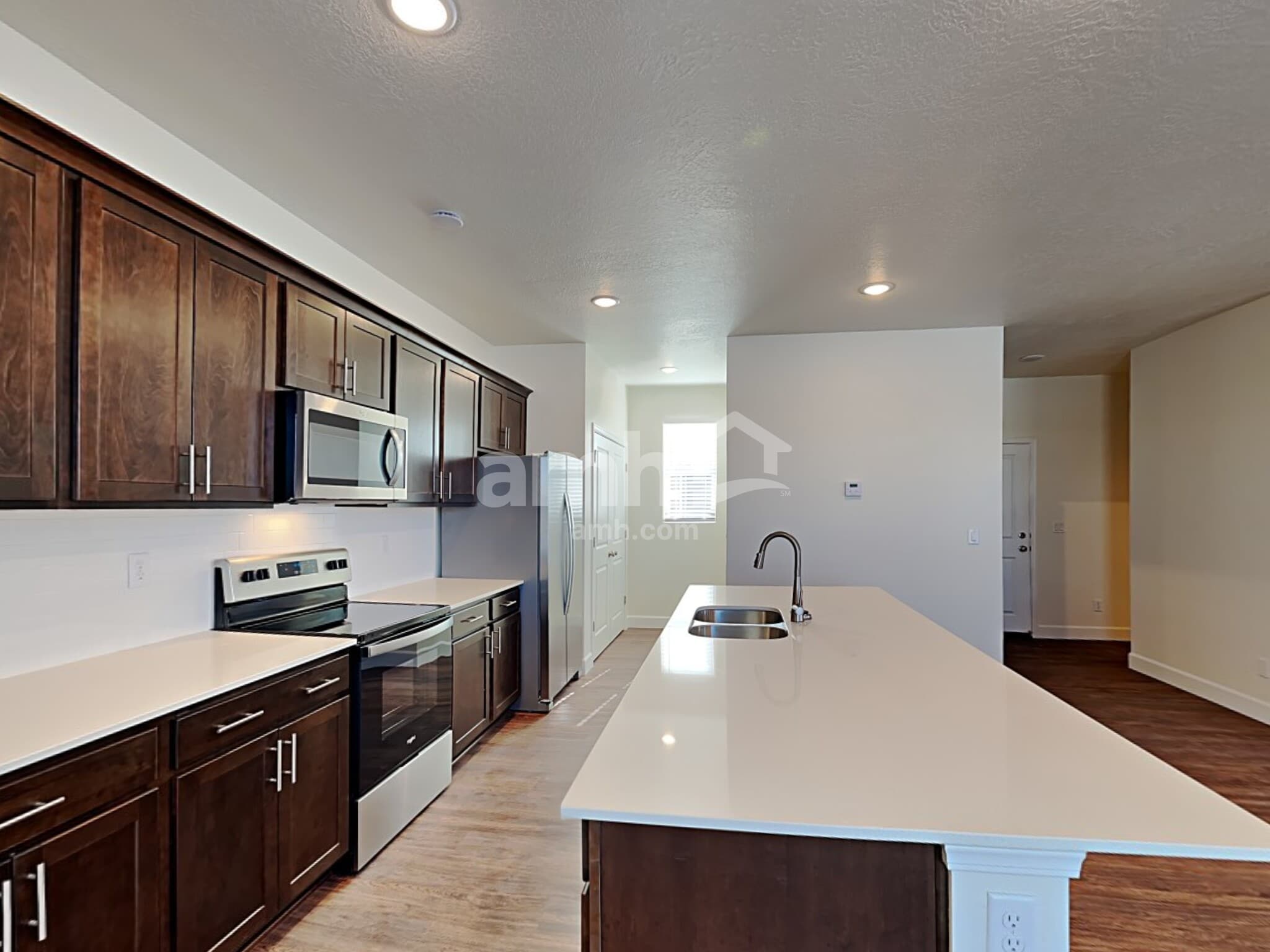 Building Photo - 6028 W Copper Hawk Dr