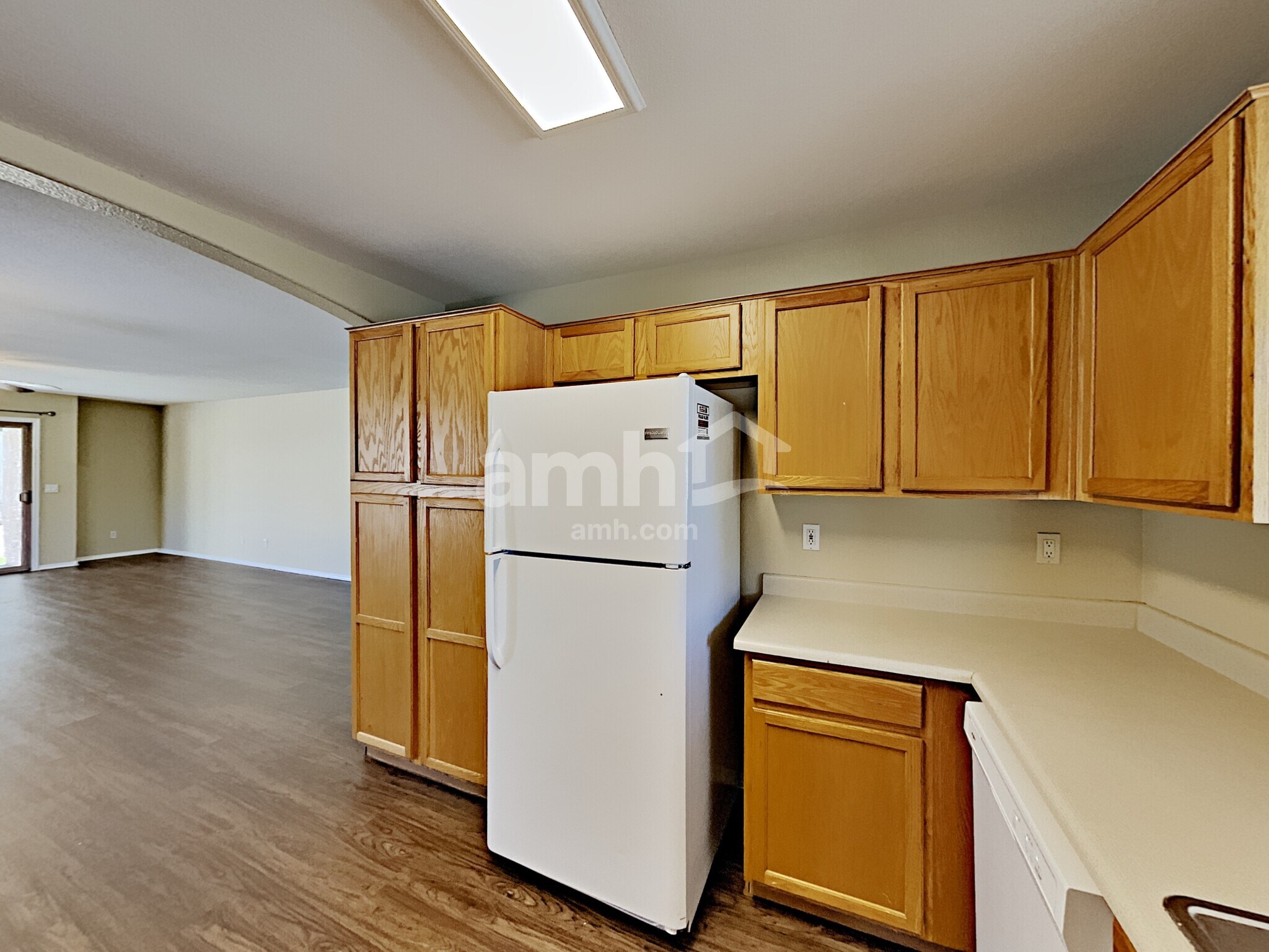 Building Photo - 2605 S Devonna Ln