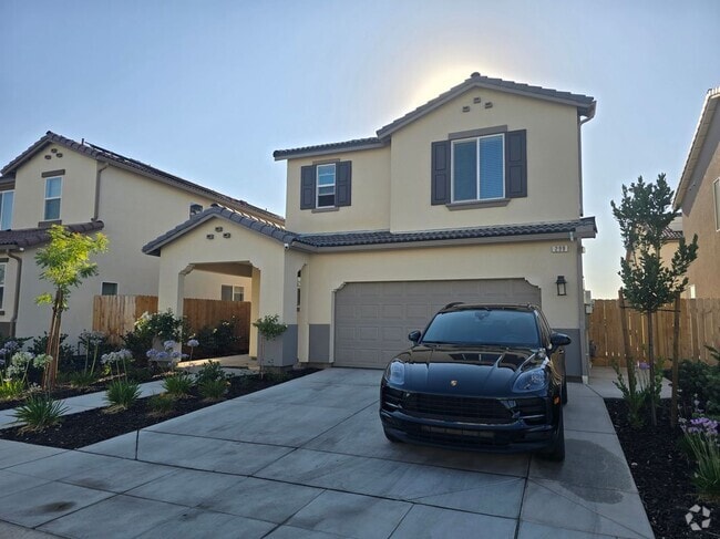 Building Photo - 299 Talus Wy S