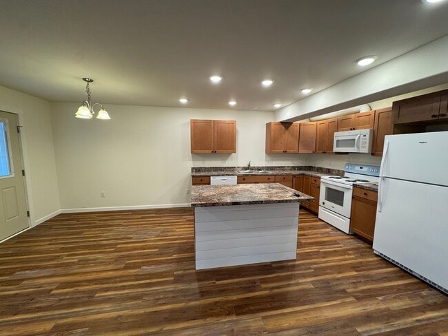 Building Photo - Brand new construction 3 bed near JBER