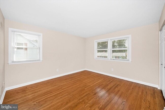 Building Photo - 4 Malvern Ct