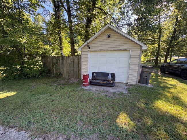 Building Photo - 10974 Co Rd 4