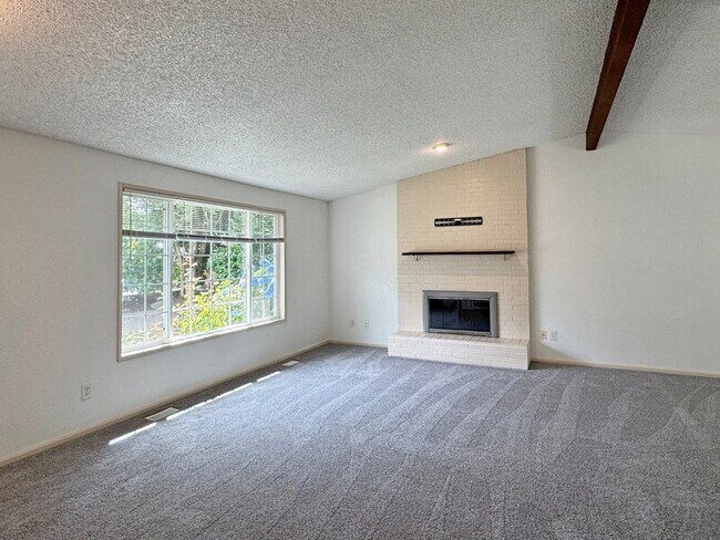Building Photo - 17824 66th Pl W