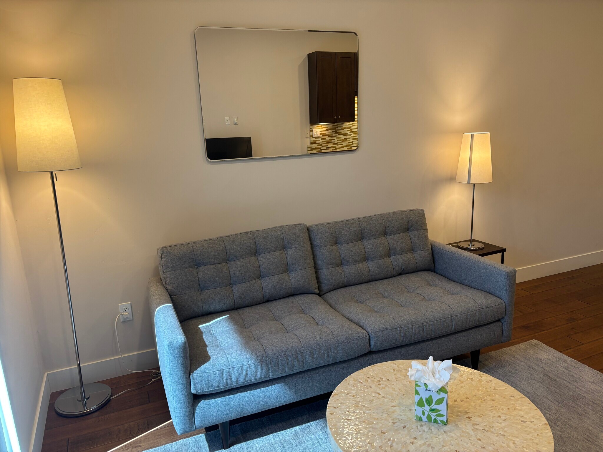 Living area - 6169 Park Ln S