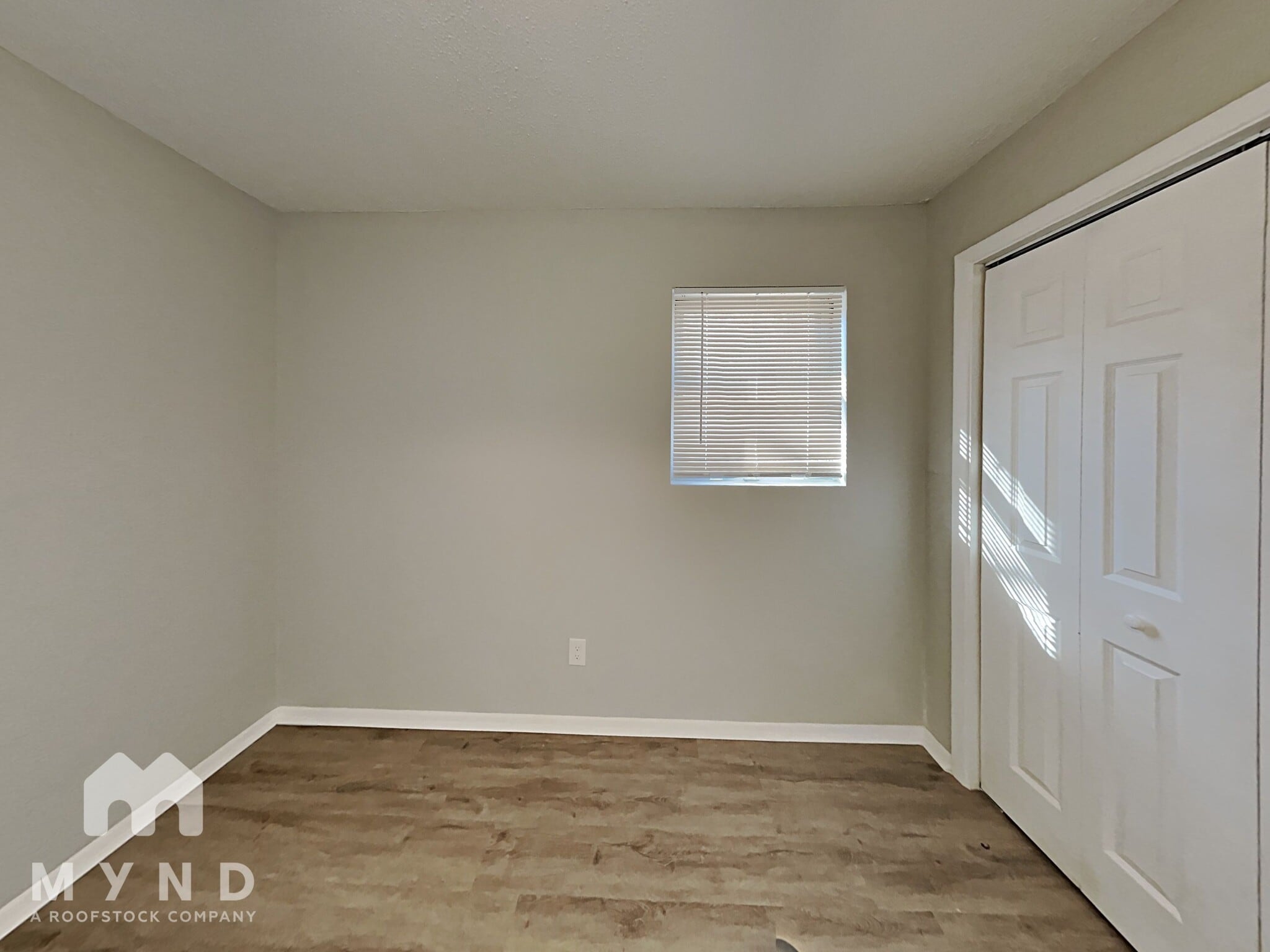 Building Photo - 5575 Oglesby Rd