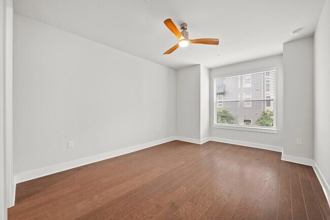 Building Photo - 4410 Grotto Dr
