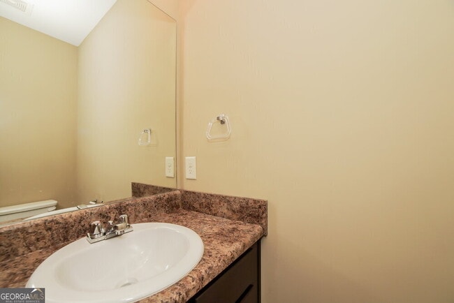 Building Photo - 67 Hamil Ct NW