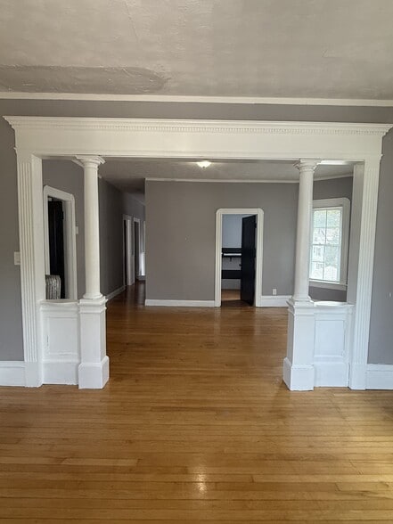 Building Photo - 45-47-47 Shawmut St