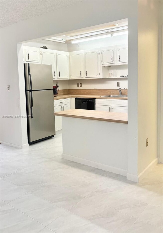 Building Photo - 7300 NW 17th St