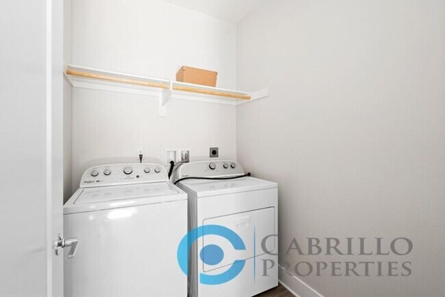 Building Photo - 1670 Neptune Ave