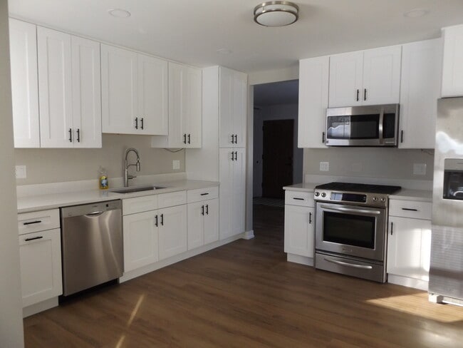 Building Photo - 2203 South St