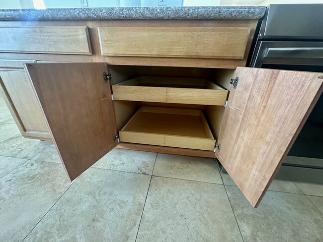 Building Photo - North Park 2bed/2bath with parking