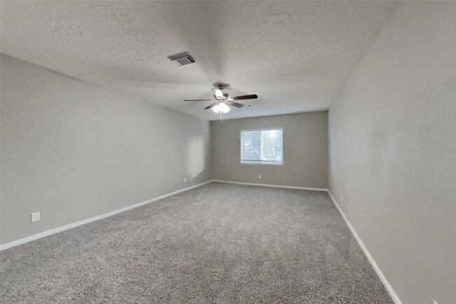 Building Photo - 20427 Blue Beech Dr