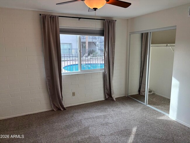 Building Photo - 4111 E Camelback Rd